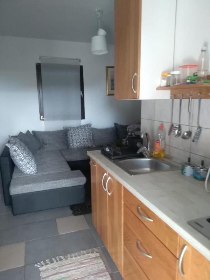 Apartmani Bellevue Vir Esterno foto