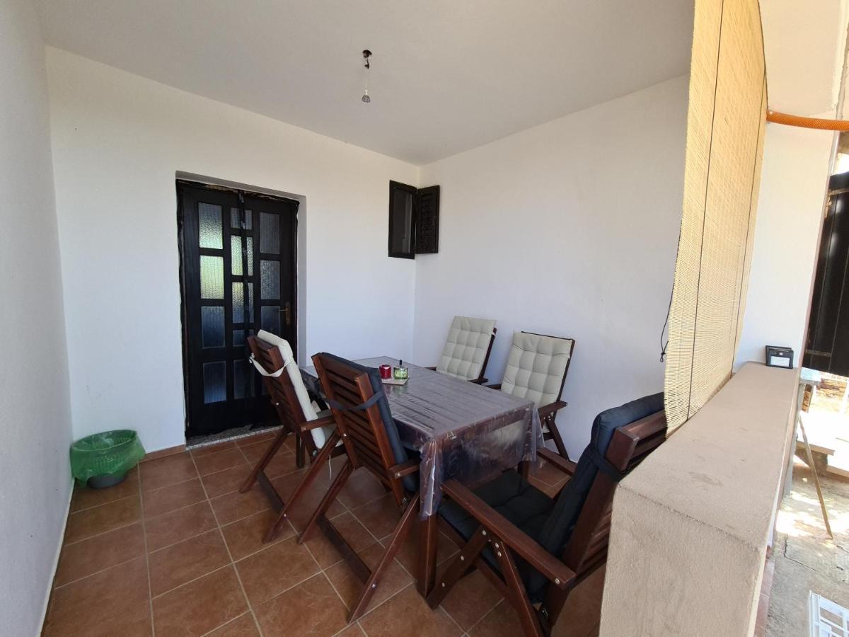 Apartmani Bellevue Vir Esterno foto